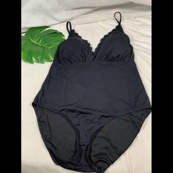 NEW‎ LA BLANCA Swimwear Petal Pusher One-Piece Swimsuit [PLUS SZ 20W ] - Picture 4 of 12